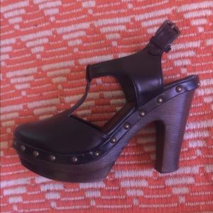 Clog-Style Leather Heels with Grommet Detail
